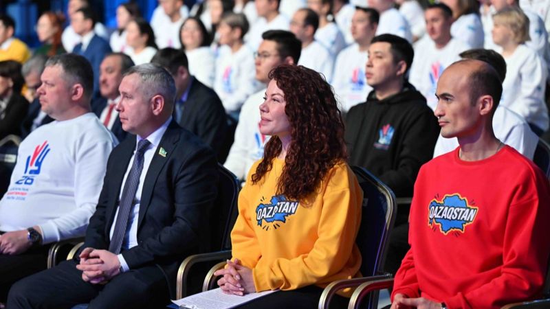 Токаев призвал бизнес активнее поддерживать волонтёров