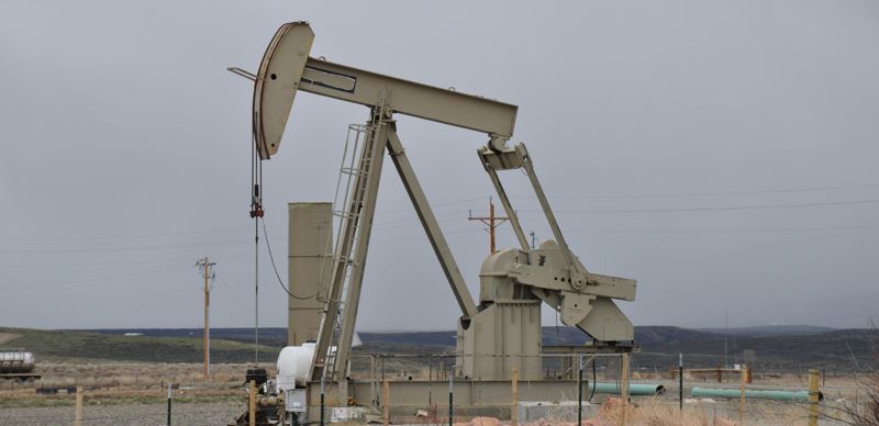 Казахстан и страны ОПЕК+ договорились о паузе в увеличении добычи нефти