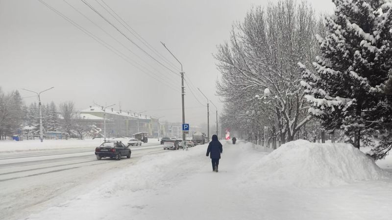 В Усть-Каменогорске из-за смога школьников перевели на дистанционку
