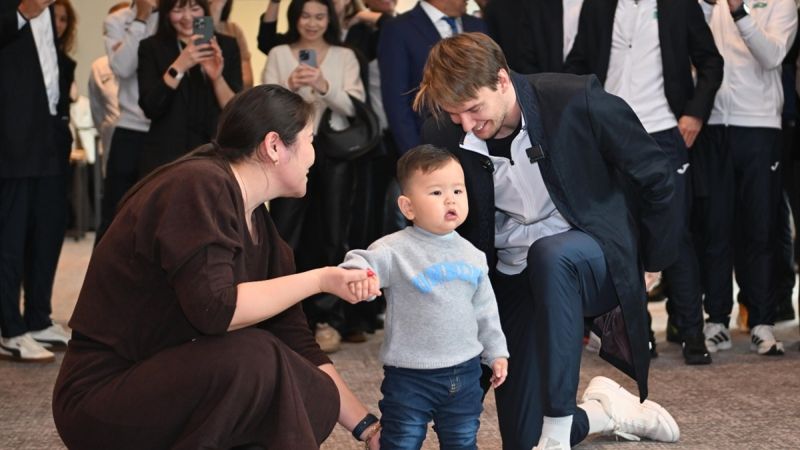 Александр Бублик провёл обряд тұсау кесу