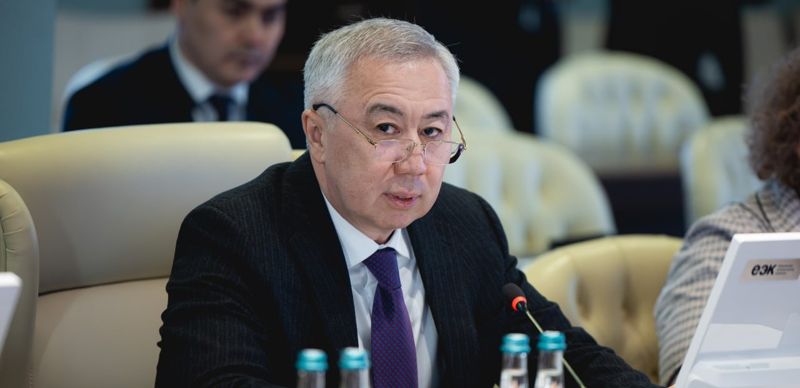 "Мы должны проводить жёсткую ревизию бюджетных расходов":  Жумангарин о задачах финблока правительства на 2026 год