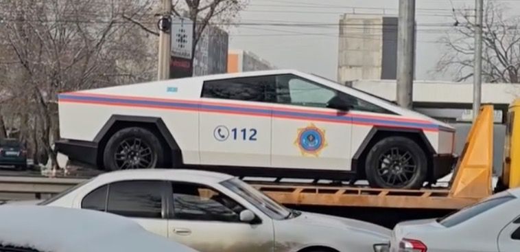 Tesla за 127 млн: в МЧС объяснили, как используют Cybertruck