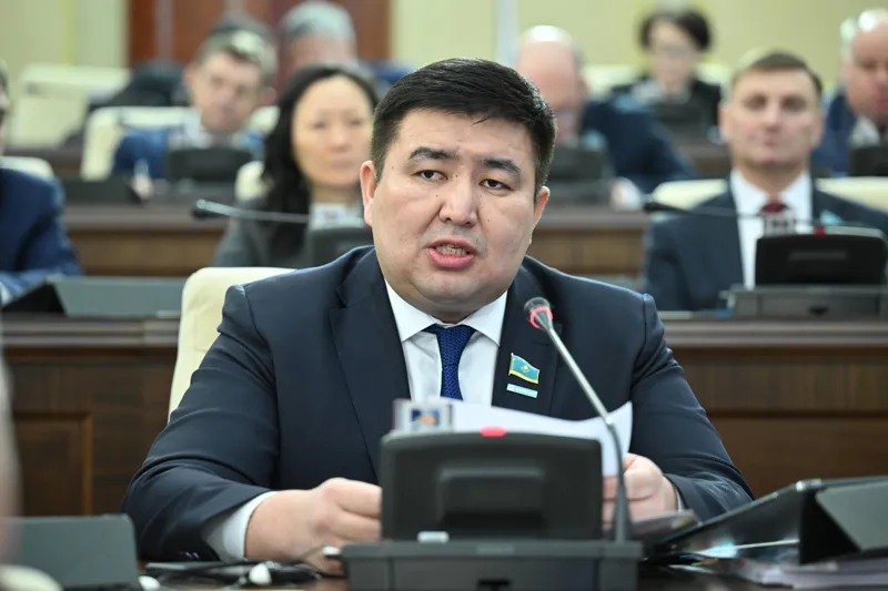 Елнур Бейсенбаев