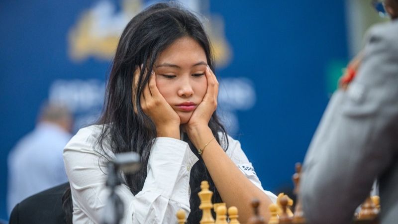 Бибисара Асаубаева обыграла чемпионку мира из России в новом виде шахмат