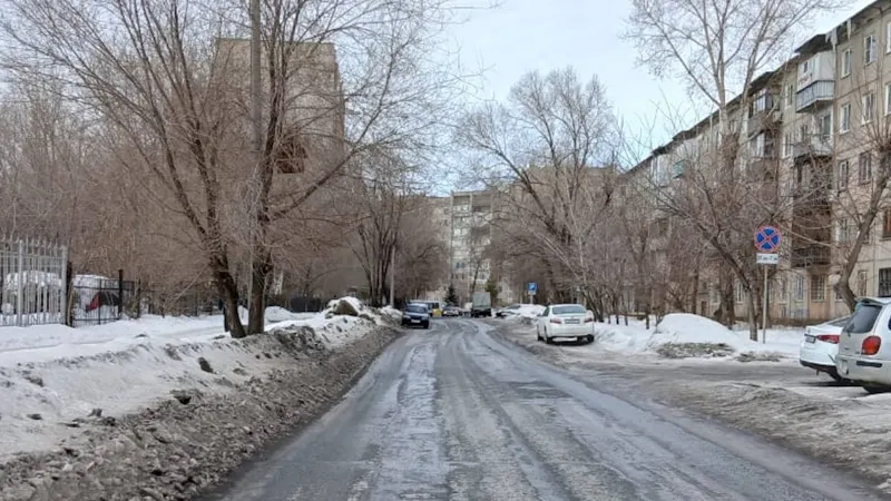 Улица в Усть-Каменогорске