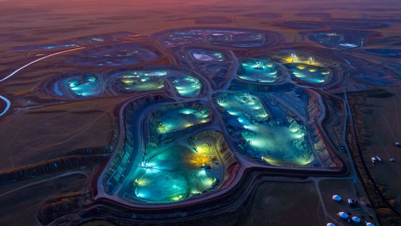 Япония начала добычу редкоземельных металлов со дна океана на глубине 6 км