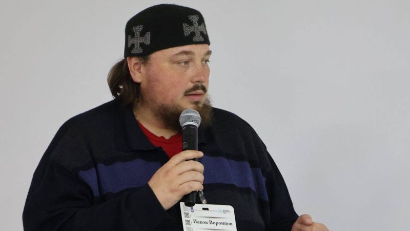 Антивоенного священника Иакова Воронцова взяли под стражу в Алматы