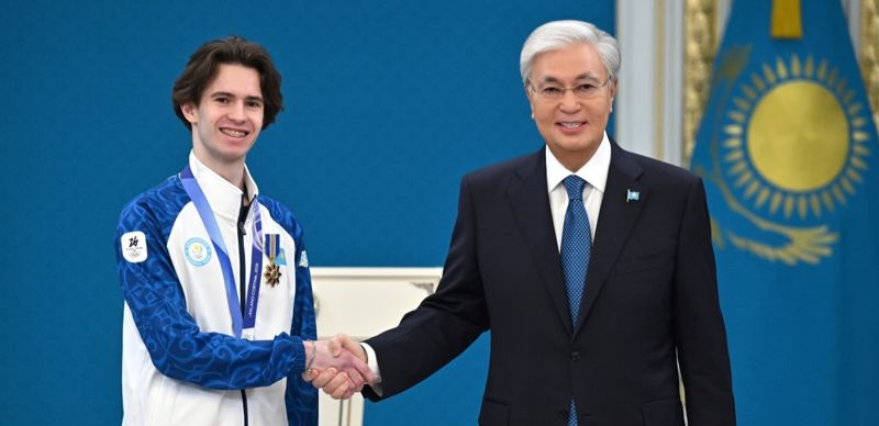 "Это результат упорной работы": президент наградил олимпийского чемпиона Михаила Шайдорова