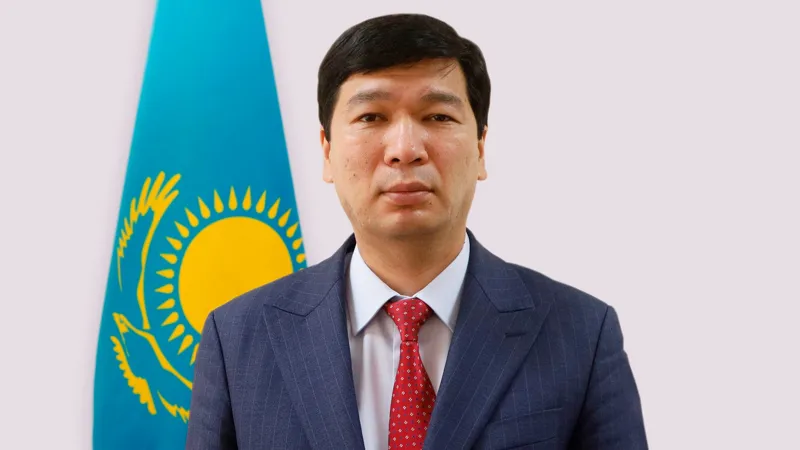 Али Рустам