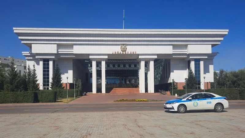 Сенат освободил от должностей трёх судей Верховного суда