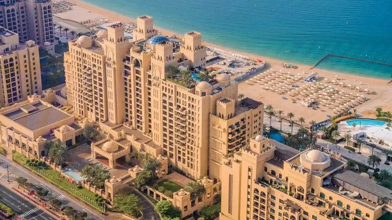 Отель Fairmont The Palm в Дубае