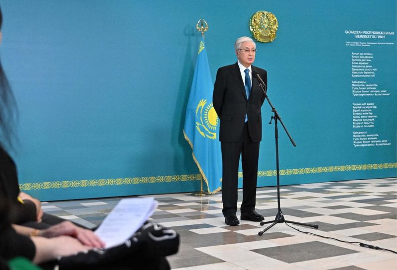 Возможный транзит власти в Казахстане прокомментировал Токаев