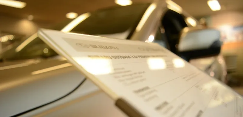 Автомобиль в салоне