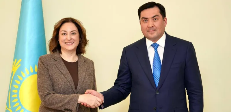 Посол США в РК и министр энергетики РК