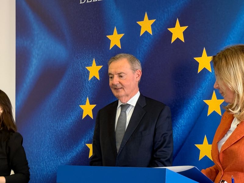 "Мы не полиция": ЕС не располагает данными о нарушении санкций Казахстаном