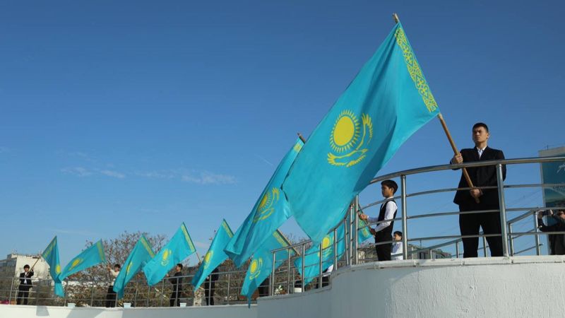 Власти Казахстана уклонились от ответа о деле с фиктивными документами для россиян