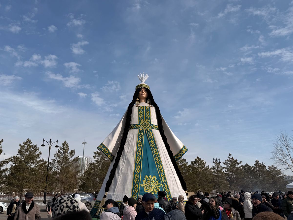 Кукла в национальной одежде