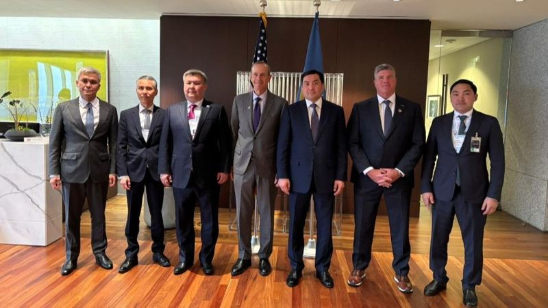 Глава минэнерго обсудил с Chevron развитие Тенгиза и Транскаспийский маршрут