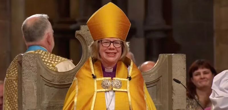 Первая женщина-архиепископ возглавила церковь в Англии