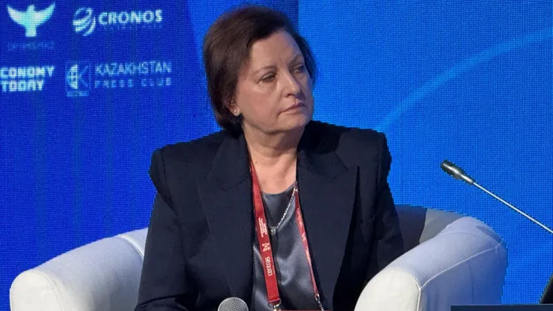 Елена Бахмутова