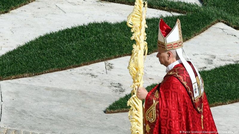 Папа римский обратился к верующим с антивоенной проповедью