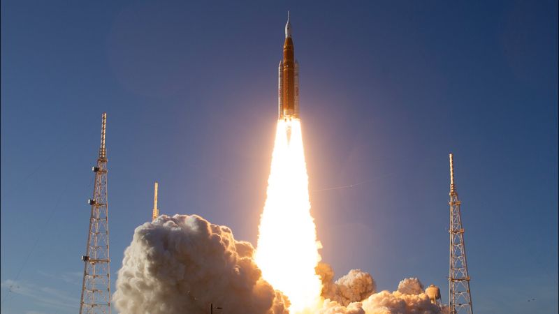 NASA запустило миссию "Артемида-2" с экипажем к Луне