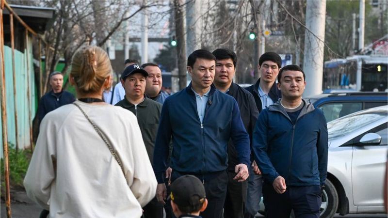 В Алматы обновят улицу Розыбакиева