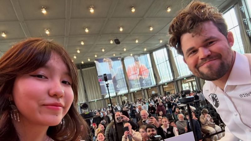 Селфи с Карлсеном закончилось жалобой: что ответили в Федерации шахмат Казахстана