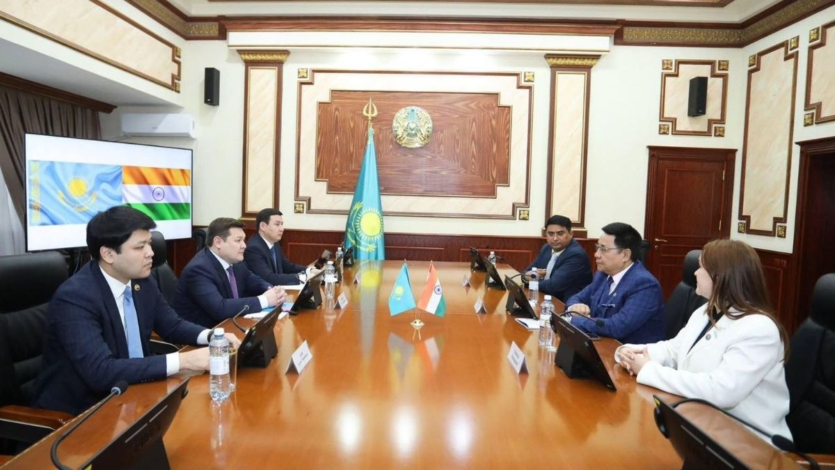 Асхат Оралов и Сайлас Тангал