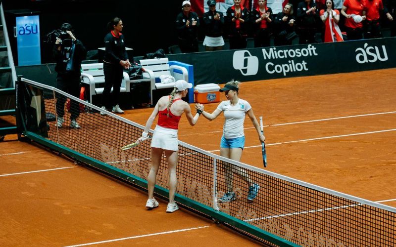 Путинцева принесла Казахстану первую победу: чем завершился первый день Кубка Билли Джин Кинг