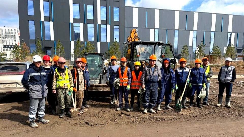 Строители поддержали экологическую акцию