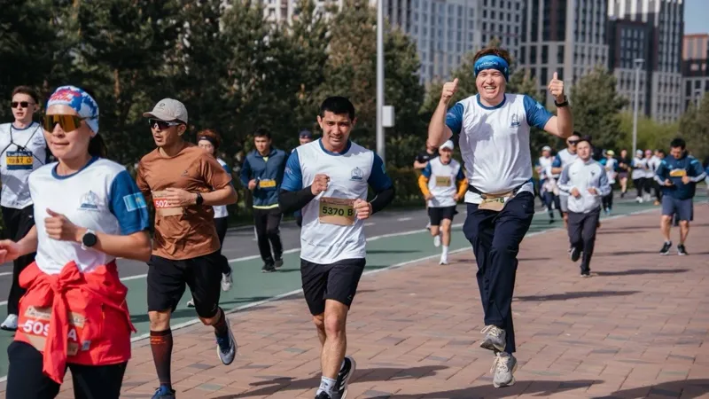 Марафонцы в Астане