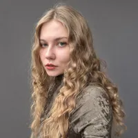 Александра Мохирева