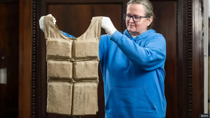 Спасательный жилет с "Титаника"