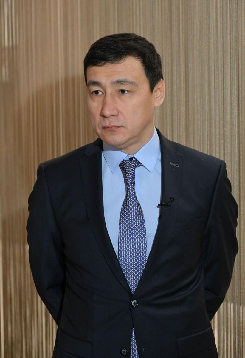 Асхат Садуов