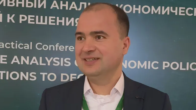 Рамазан Досов
