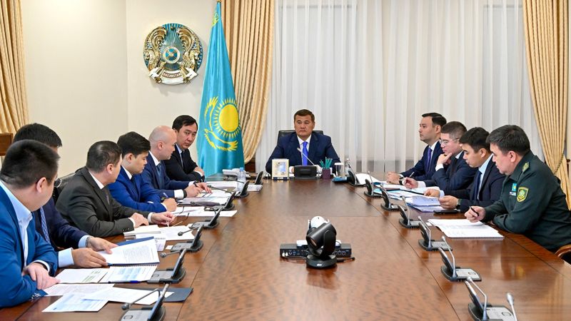 Зампремьера поручил ускорить модернизацию пунктов пропуска на границе Казахстана с ЕАЭС 