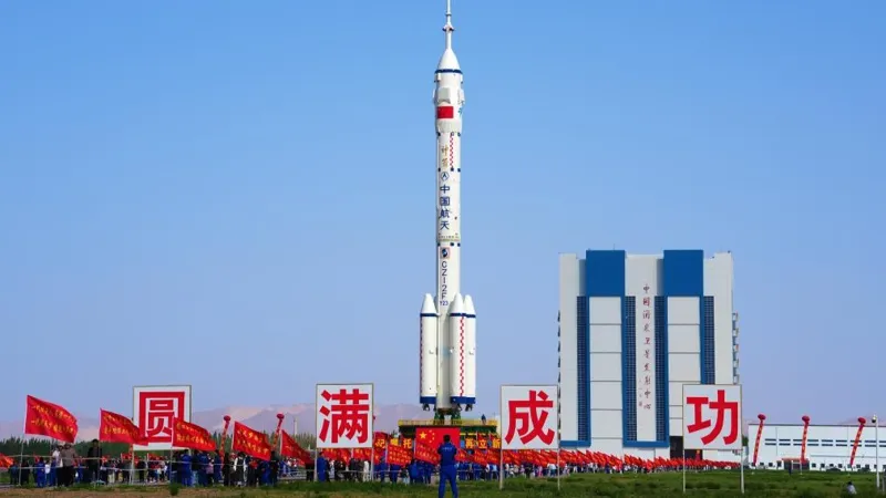 Корабль "Шэньчжоу-23"