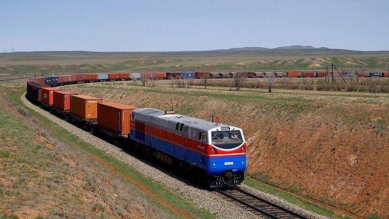 99 тысяч пассажиров и миллионы тонн грузов: объём перевозок между Казахстаном и Россией растёт