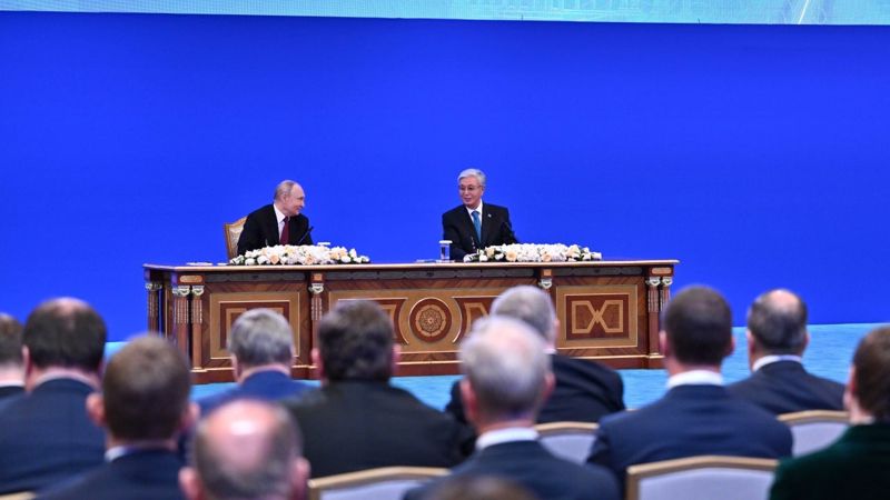 "Не пропагандистские лозунги": Токаев высказался о дружбе Казахстана и России