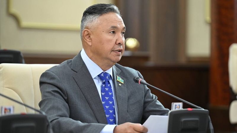 Депутат Перуашев предложил убрать ограничения по вычетам на зарплаты для бизнеса