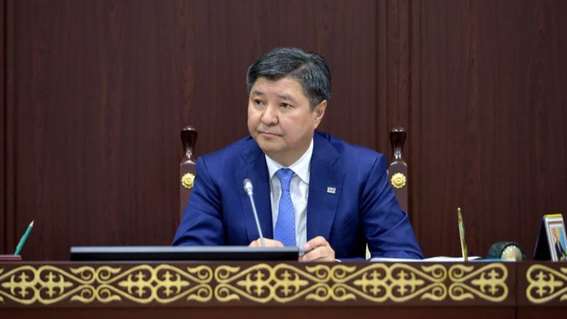 Экс-председатель Верховного суда Казахстана прошёл курсы по вайб-кодингу