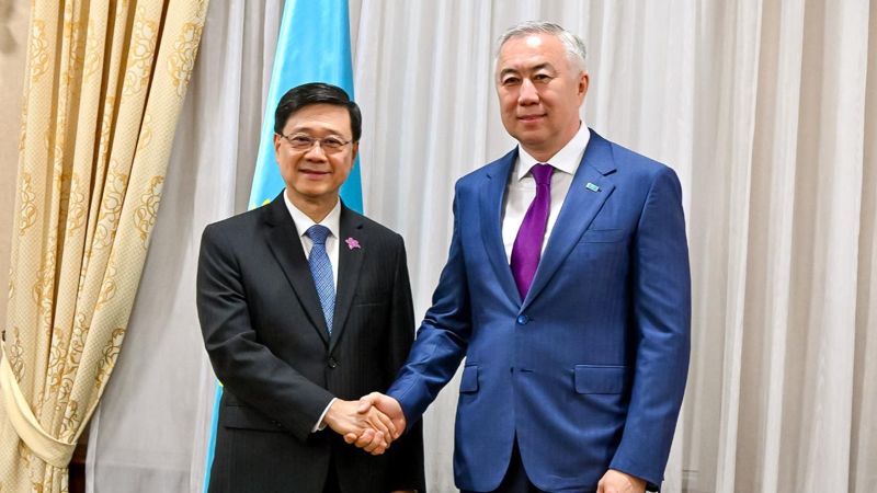 Казахстан и Гонконг могут восстановить прямое авиасообщение