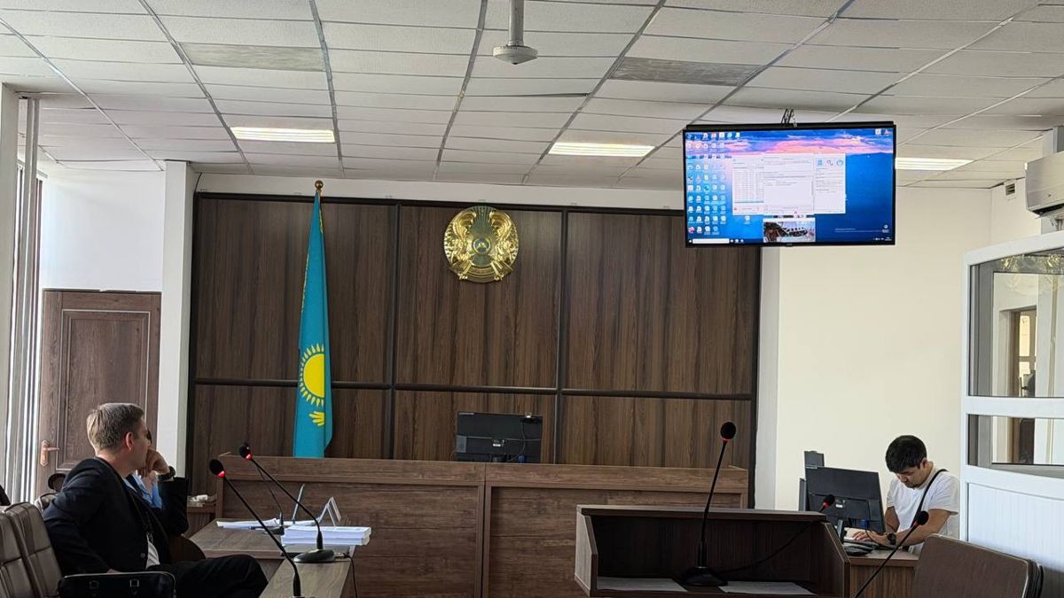 Зал суда