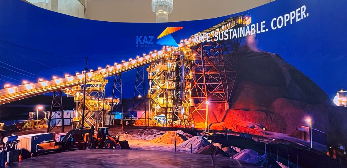 Стенд KAZ Minerals