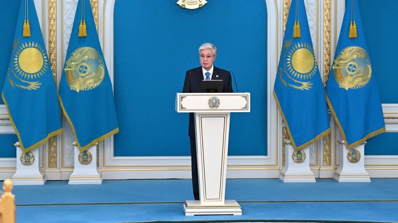Президент раскритиковал культ роскоши и лёгких денег в СМИ и соцсетях