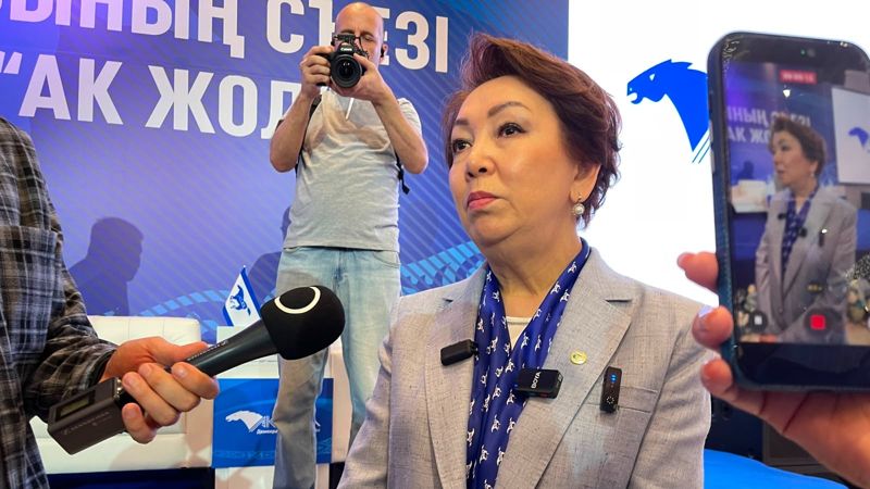 "Звёзд не будет": в "Ак жол" объяснили, как сформировали партийный список кандидатов в депутаты курултая