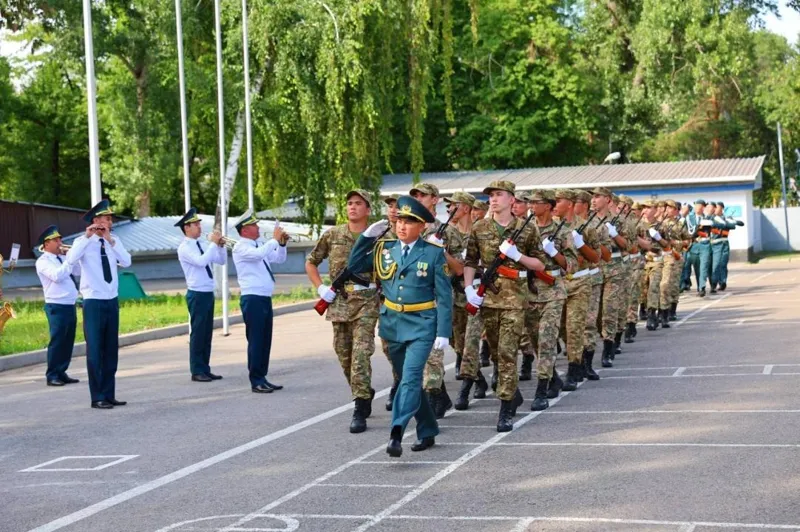 Солдаты