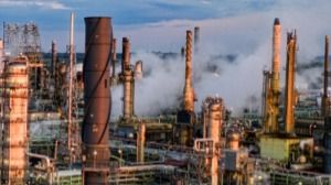 Ещё один крупный НПЗ в России остановил работу после атак дронов