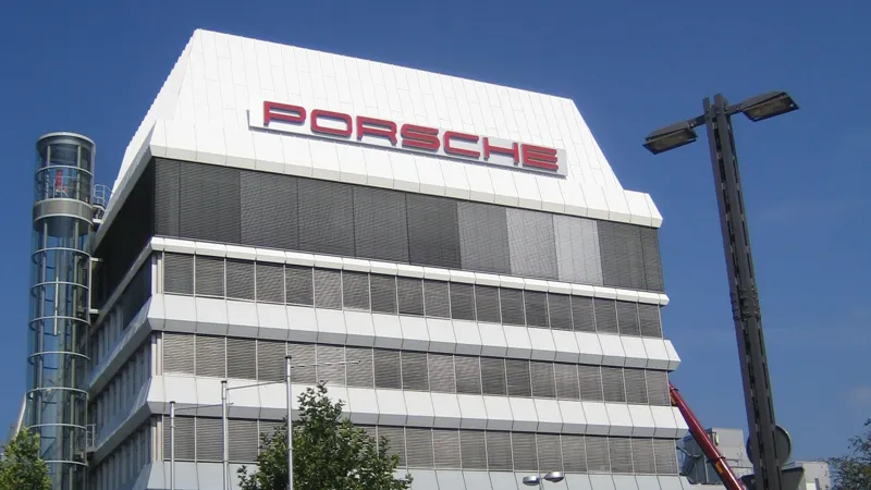 Офис Porsche